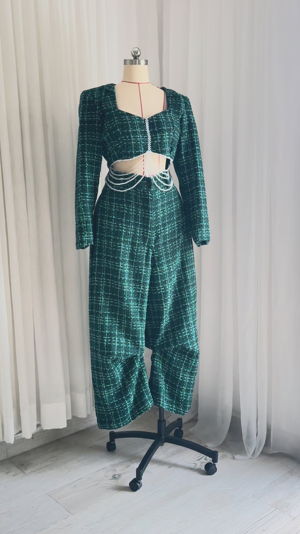 The Elan Verte Structured Set